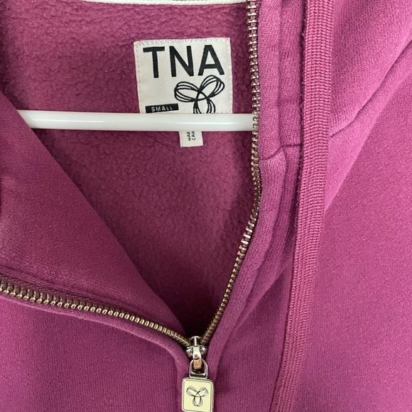 Aritzia TNA Zip Up Hoodie - Picture 3 of 7